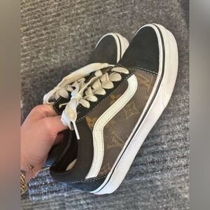 LV custom vans